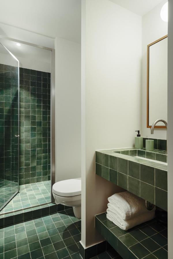 Edgar Suites - Bouchardon Paris Exteriör bild